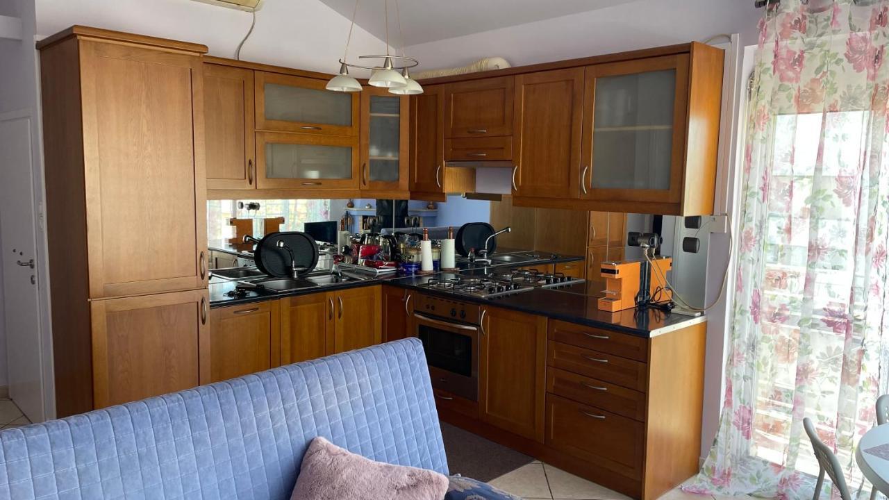 Awesome Home 3' From Metro Athens Luaran gambar