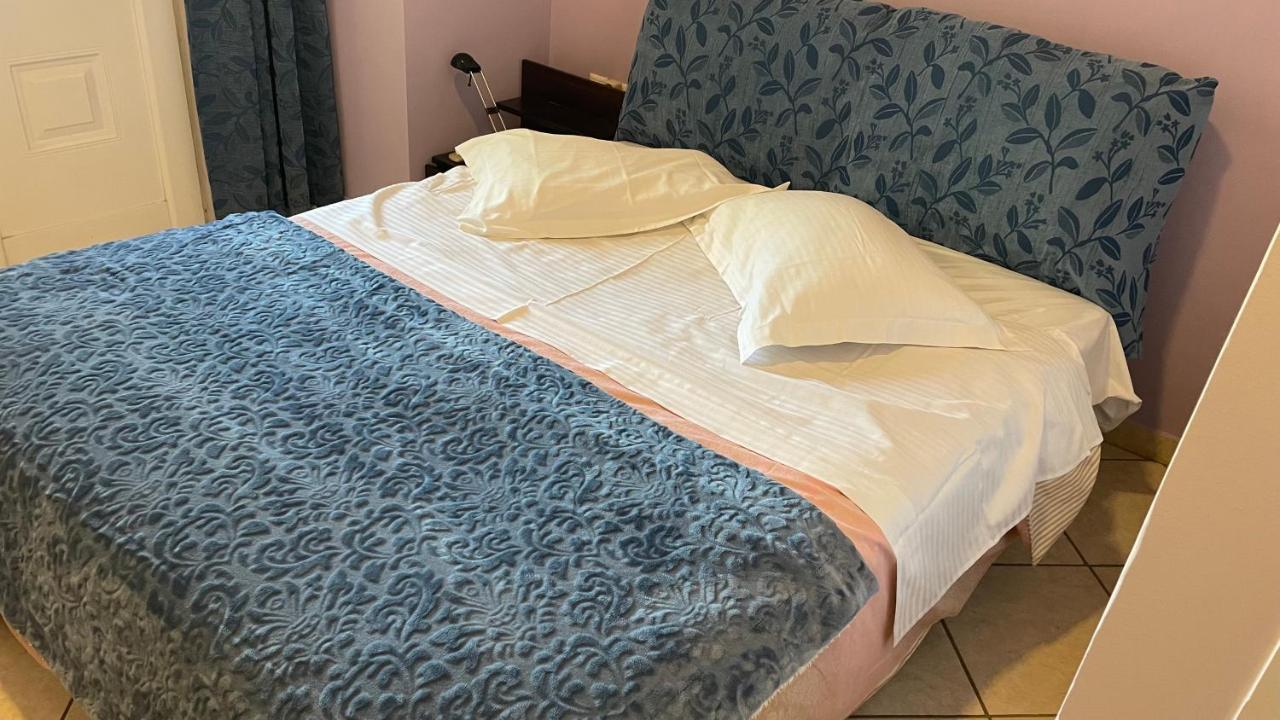 Awesome Home 3' From Metro Athens Luaran gambar