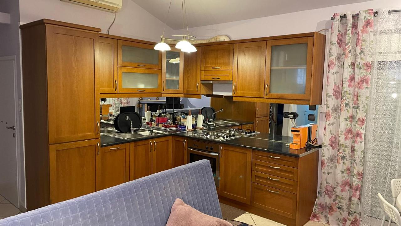 Awesome Home 3' From Metro Athens Luaran gambar